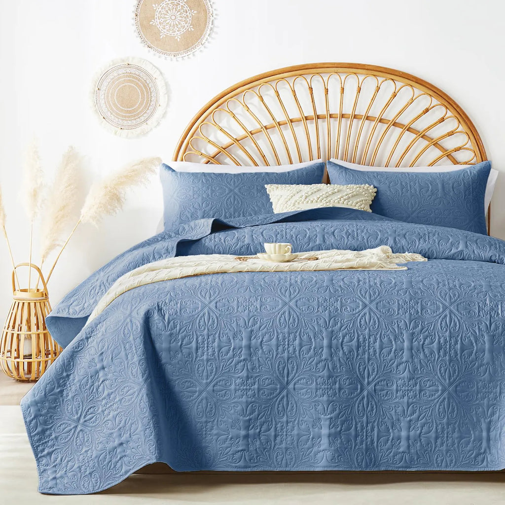 akkialla Twin Quilt Bedding Set for All SeasonsLightweight Bluish Grey Bedspreads Twin SizeModern Style Microfiber Soft Floral Pattern Coverlet Set(1 Quilt1 Pillow Sham)