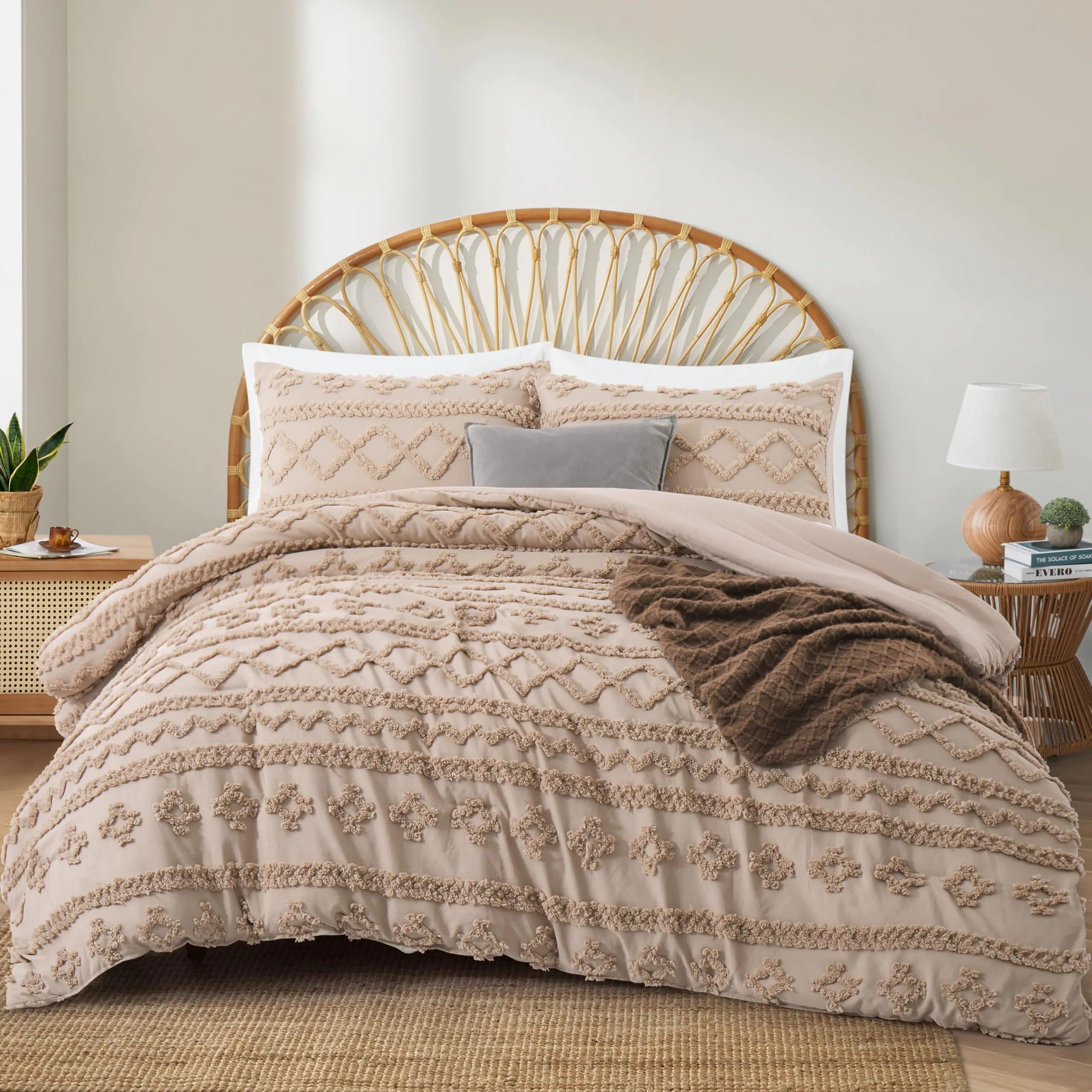 Oli Anderson Khaki Queen Comforter Set Tufted Bedding Set Queen 3 Pieces Boho Shabby Chic Comforter with 2 Pillowcases (KhakiQueen)
