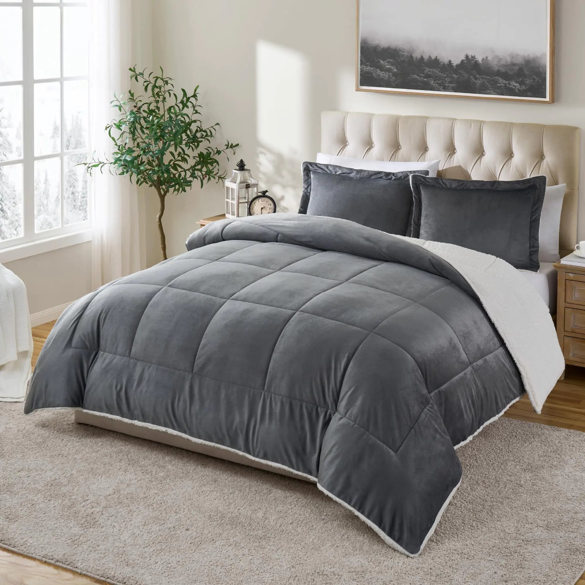 Cathay Home King Comforter Set: Ultra Soft and Plush Reversible Micromink and Sherpa 3-Piece Bedding Set Pewter King (102" x 90")