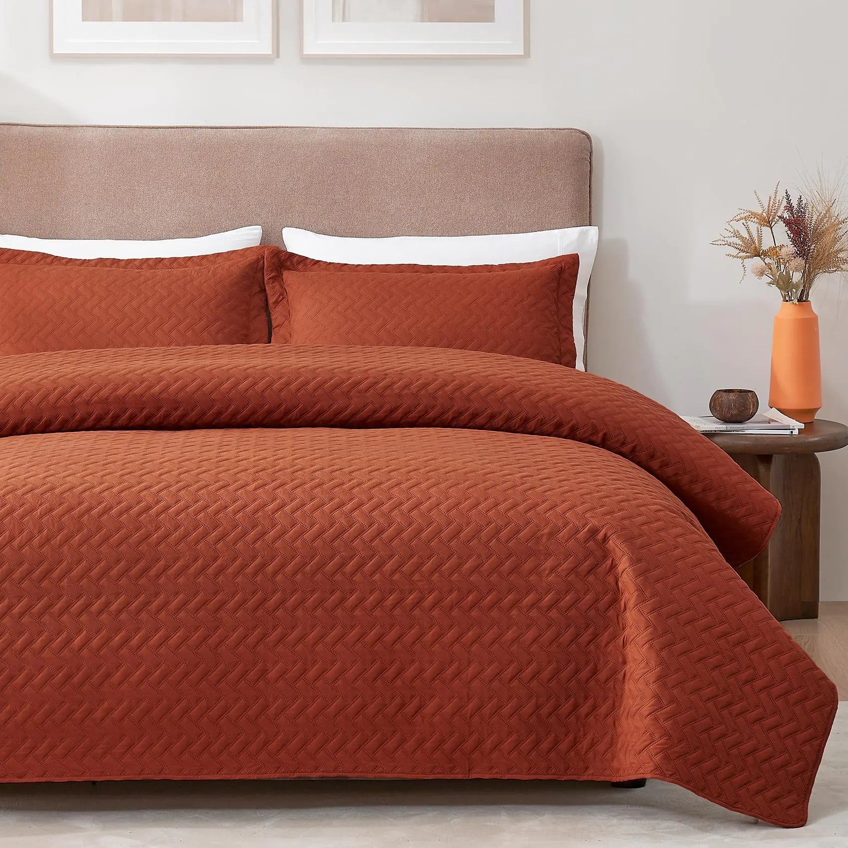 Hansleep Brunt Orange Quilt King Size - Chevron Pattern Ultrasonic All Season Bedspread King Soft Lightweight Coverlet Bedding Set 3 Piece (1 Quilt 2 Pillow Shams)