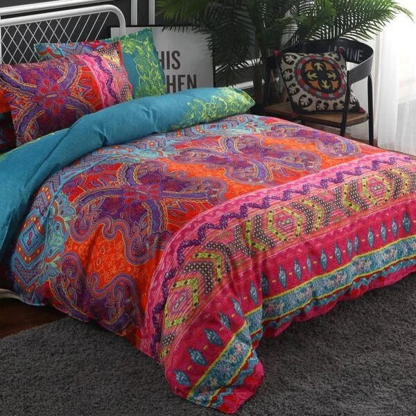 Boho Bedding Set with Geometric Stripes and Fleece Blanket
